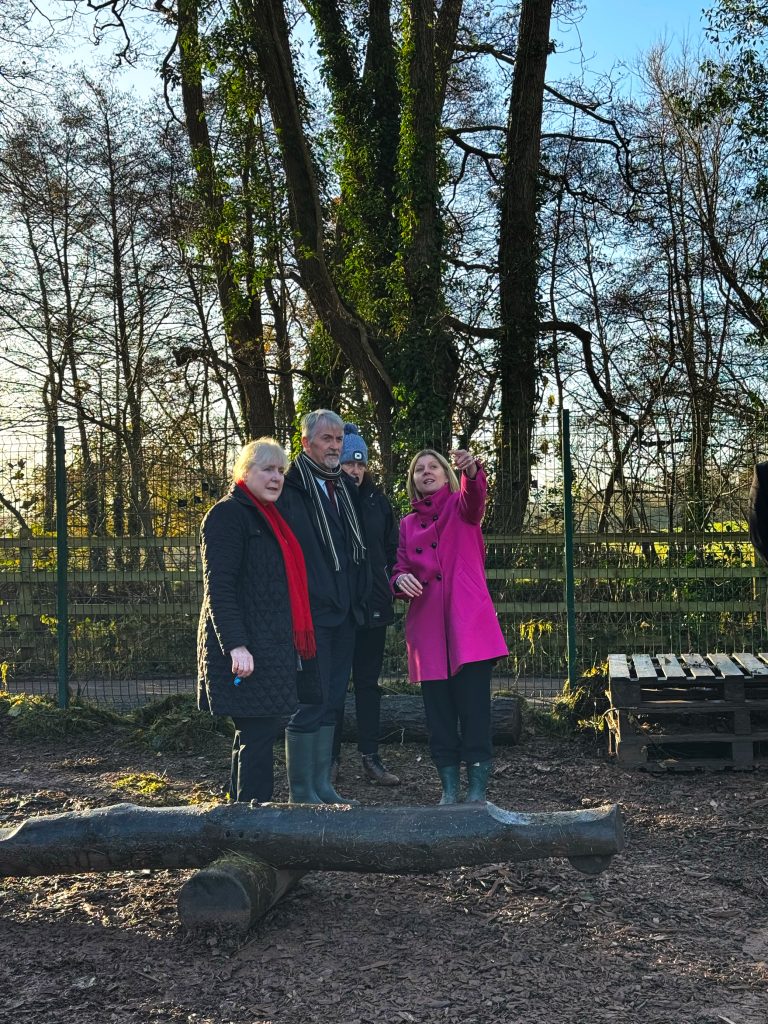 Council Leader, Cllr Mary Ann Brocklesby, Deputy First Minster Huw Huw Irranca-Davies and Osbaston Church in Wales Primary School Headteacher Mrs Catherine Jones